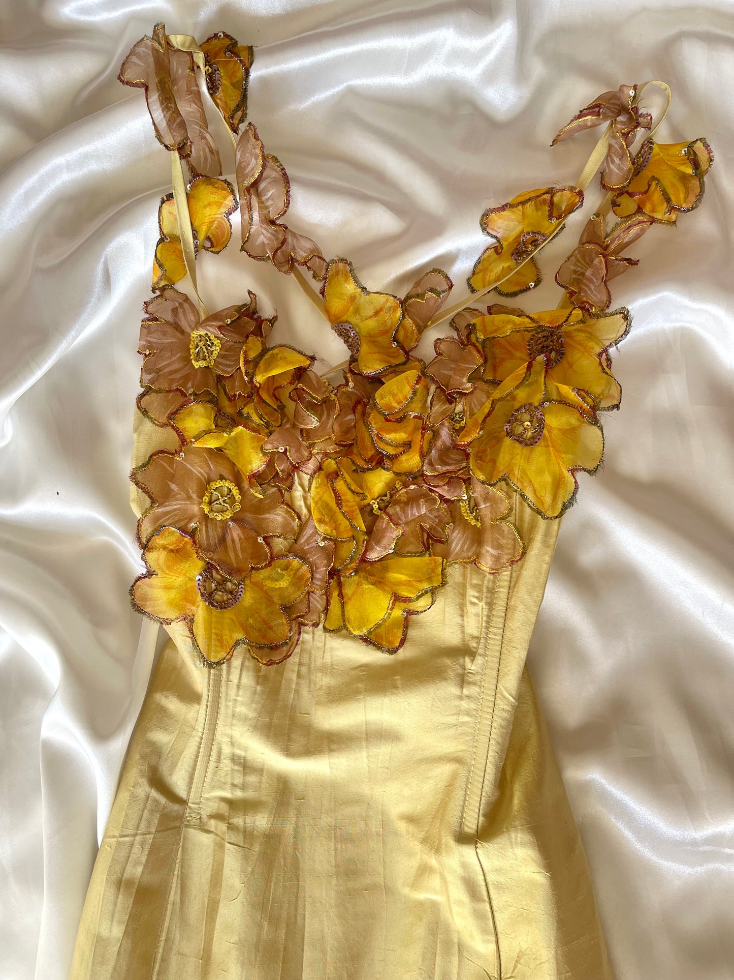 Beautiful Floral Subtle Yellow Silk Vintage Dress