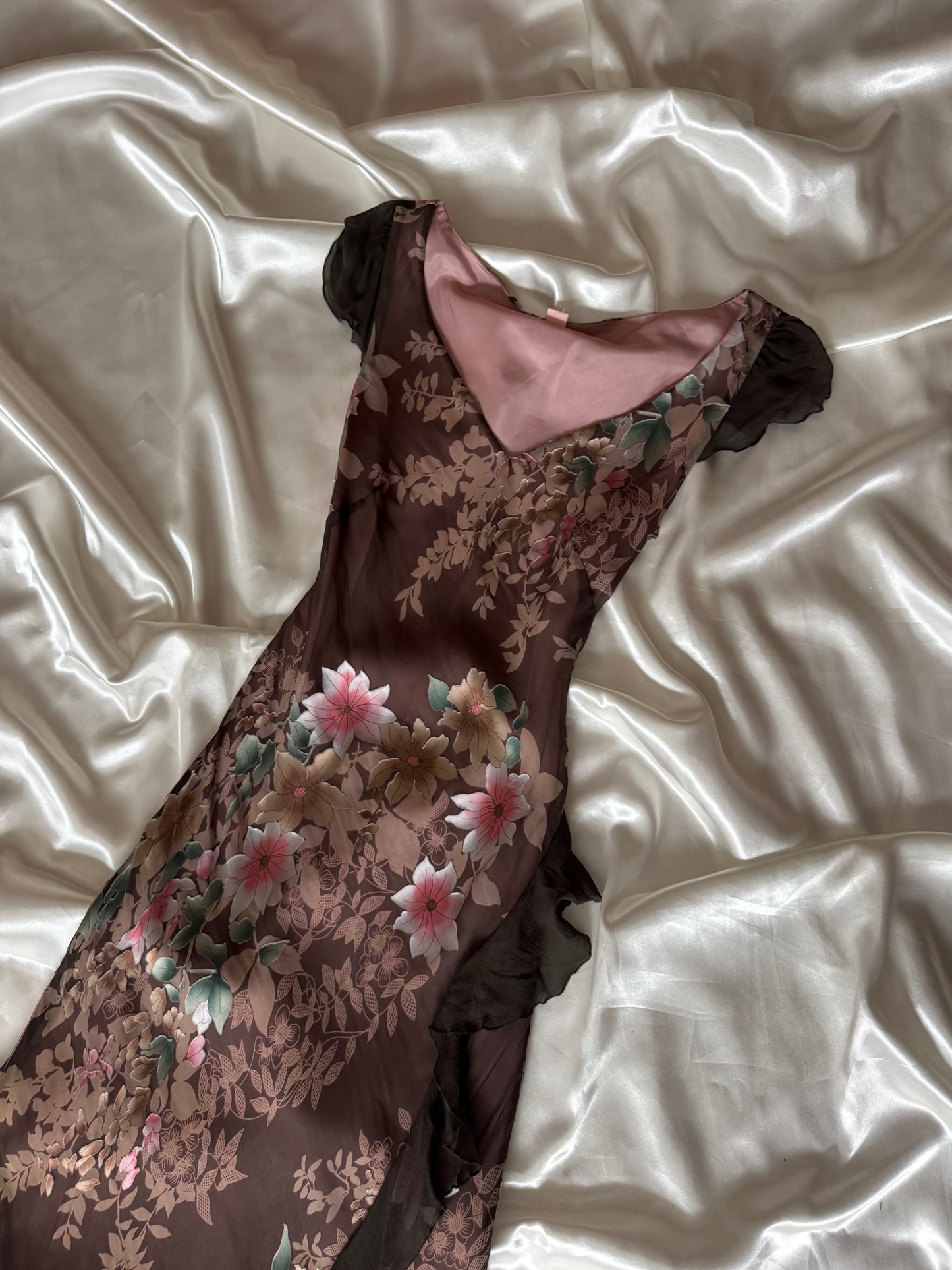 Gorgeous Brown Floral Vintage Dress