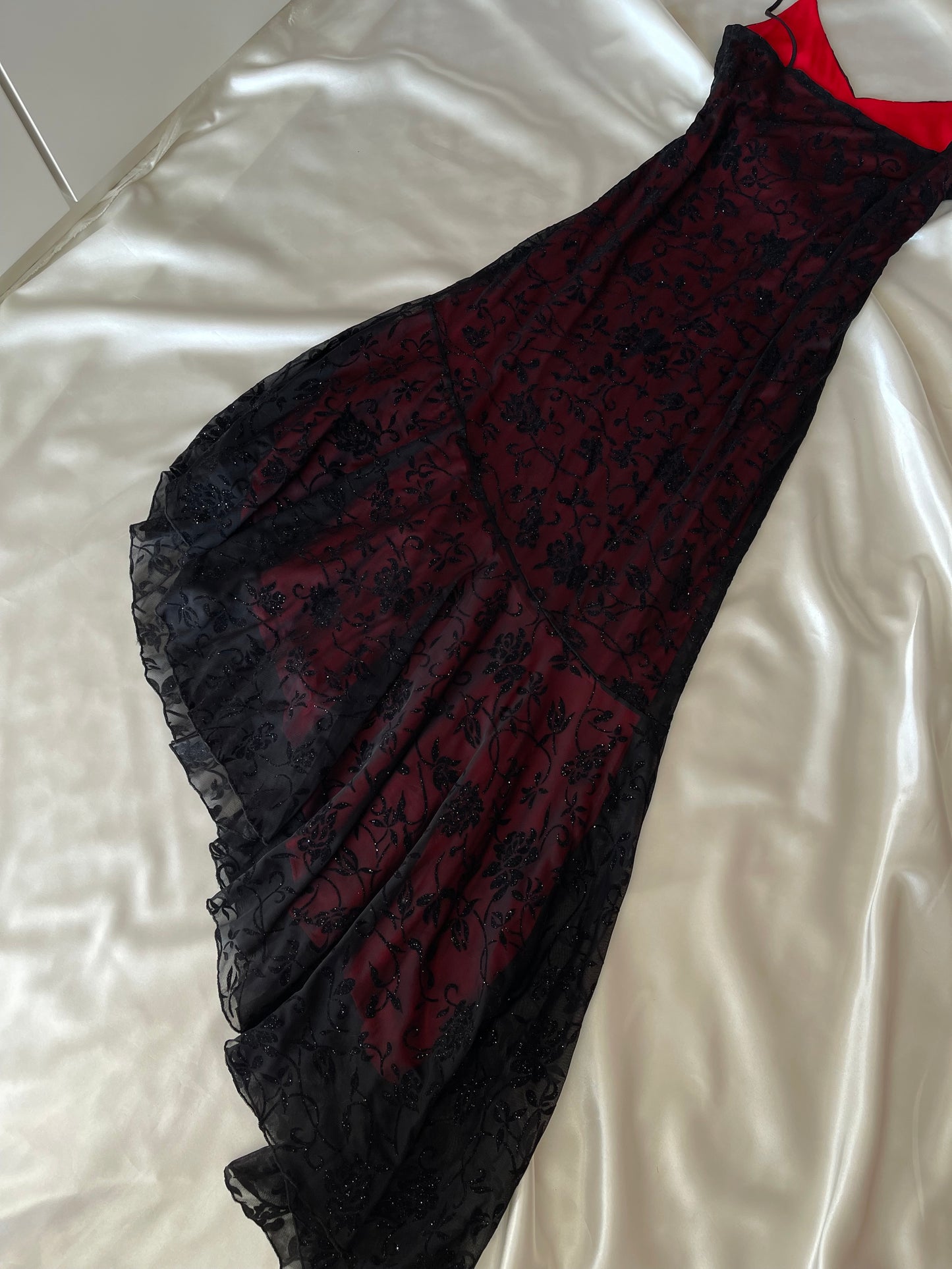 Red & Black Floral Sparkly Velvet Gothic Vintage Dress
