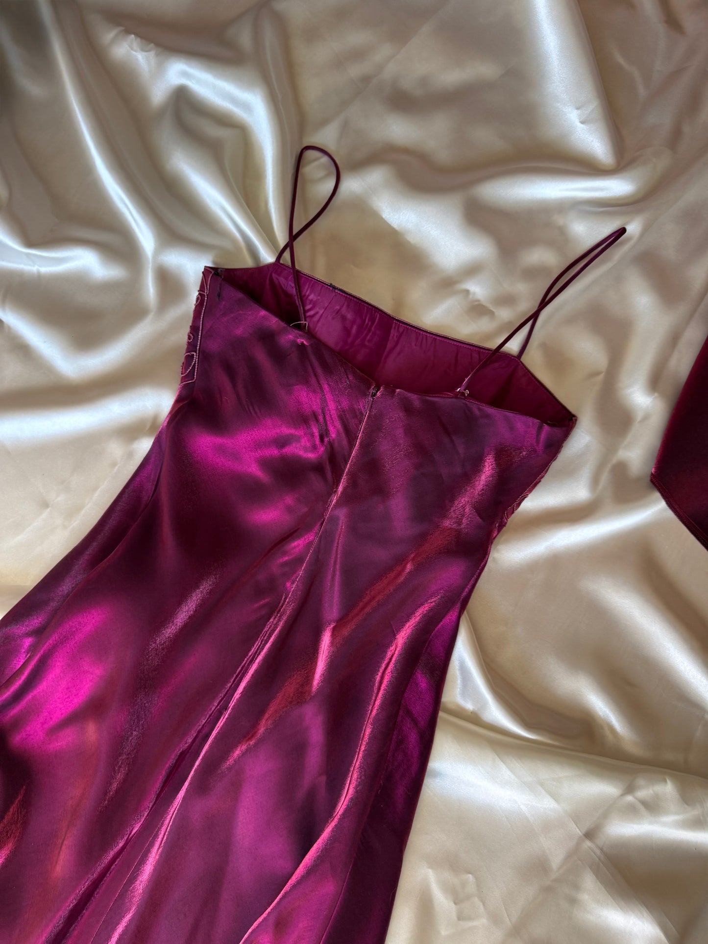Gorgeous Dark Red Purple Vintage Royal Gown