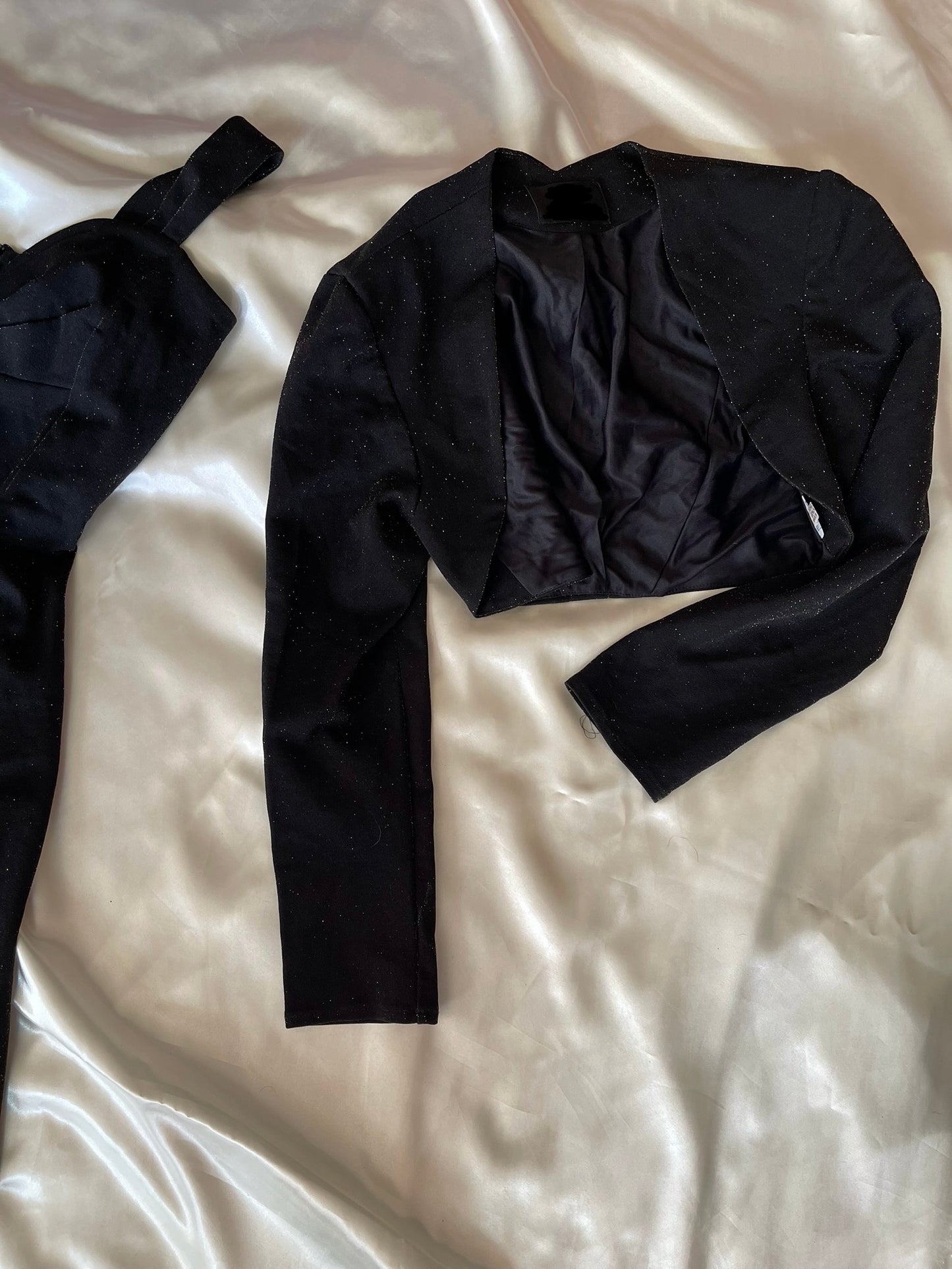 Black Sparkly Sweetheart Neck Vintage Gown