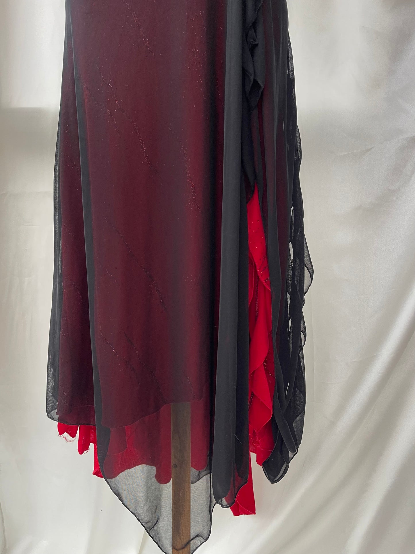 Spectacular Black & Red Sparkly Vintage Dress