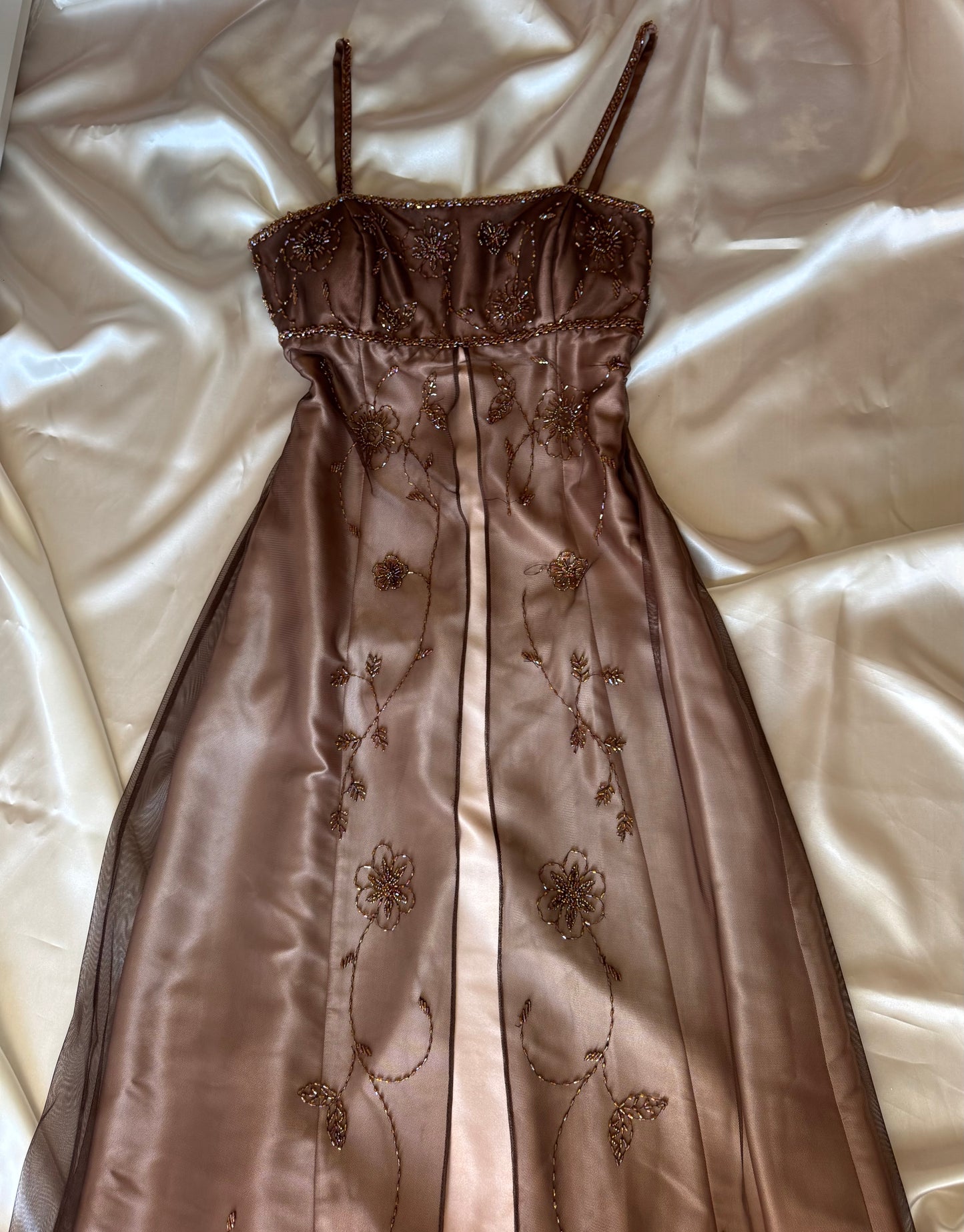 Gorgeous Brown Tulle Beaded Vintage Royal Gown